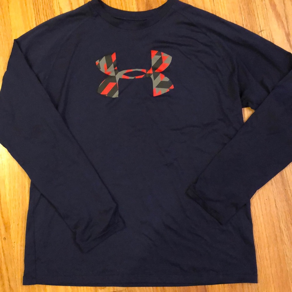 Under Armour Long Sleeved Tee YXL